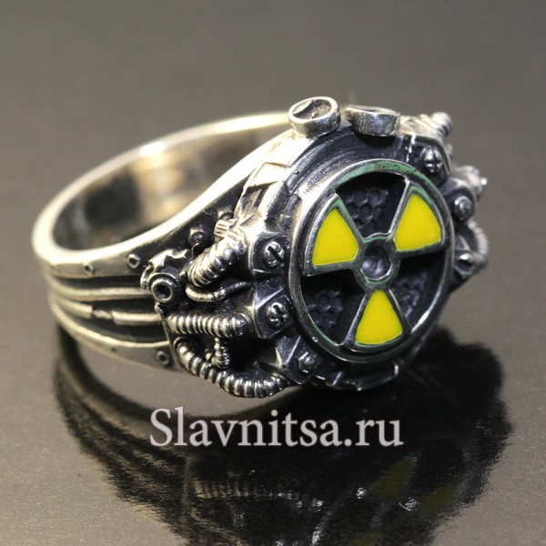 Кольцо из серебра со знаком радиации "Fallout"